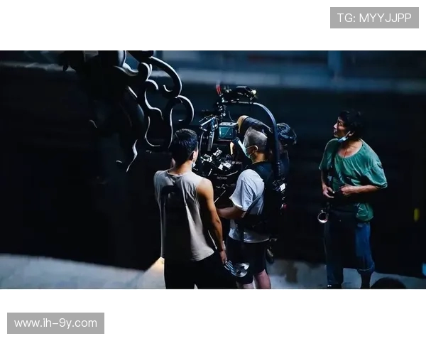 盘点影视中潘朝伟踢足球情节所属具体剧集与背后故事全面呈现